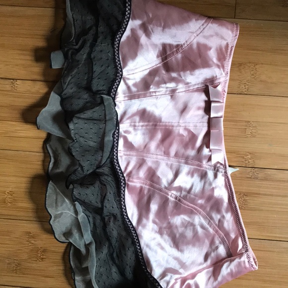 Victoria Secret ⭐️ Gorgeous corset garter - Picture 3 of 4